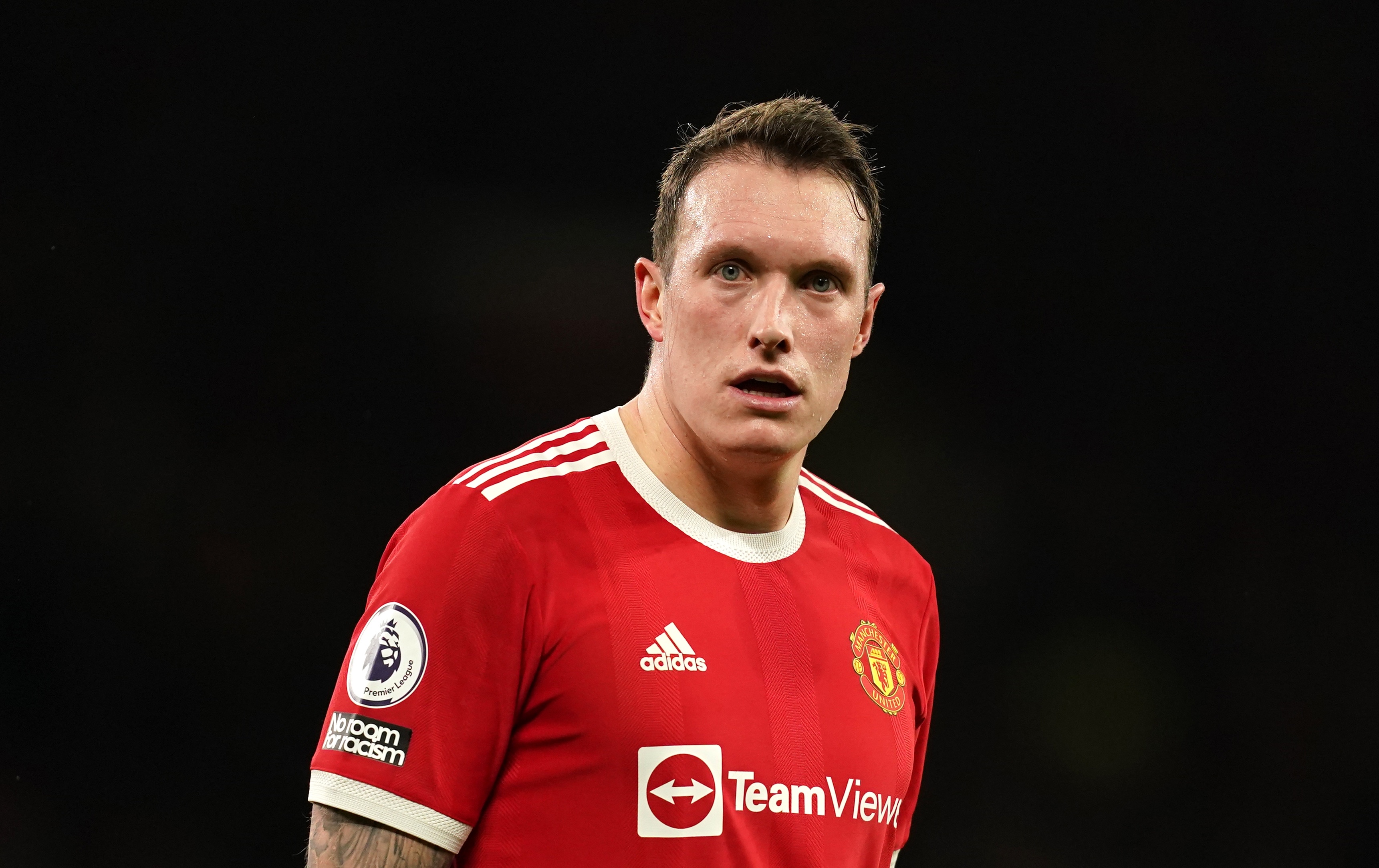 Baru Comeback, Phil Jones Sudah Masuk Daftar Jual Manchester United