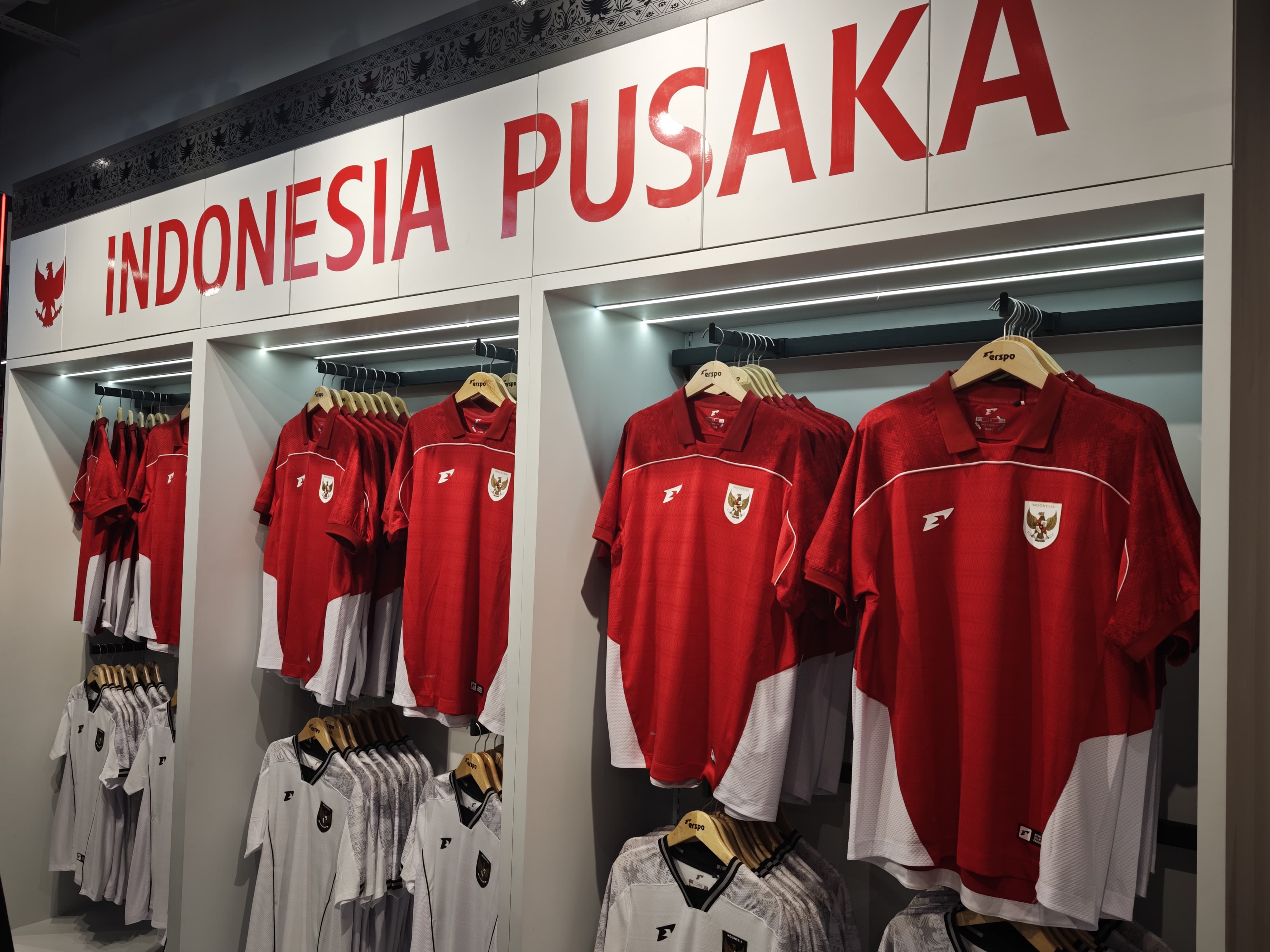 Usung Semangat Merah Putih, Erspo Perluas Jangkauan di Jakarta demi Suporter Timnas Indonesia