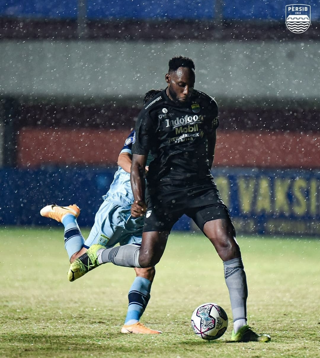 Hasil Liga 1: Persib Bungkam Persela
