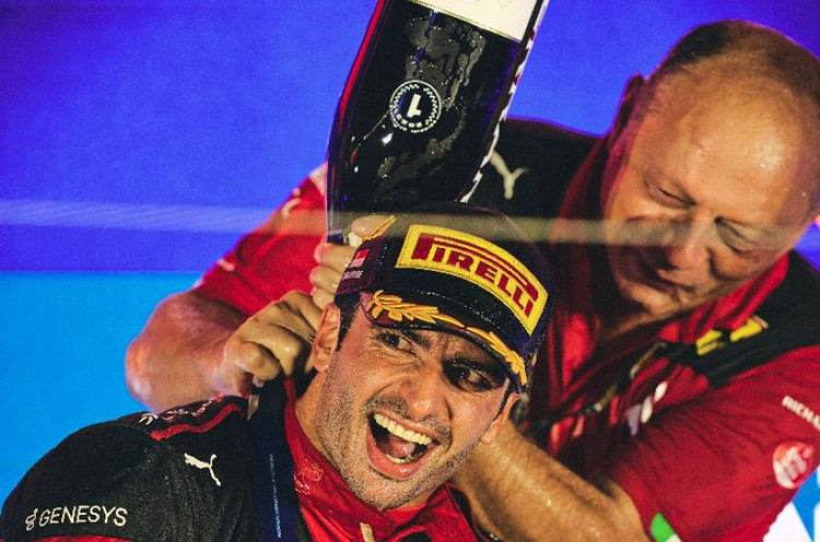 Putus Rekor Verstappen, Bos Ferrari Puji Sainz