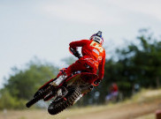 Jatuh saat Ikut Kejuaraan Motocross, Andrea Dovizioso Dilarikan ke Rumah Sakit