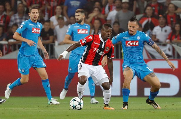  Liverpool dan Manchester United Saling Sikut Berebut Gelandang OGC Nice