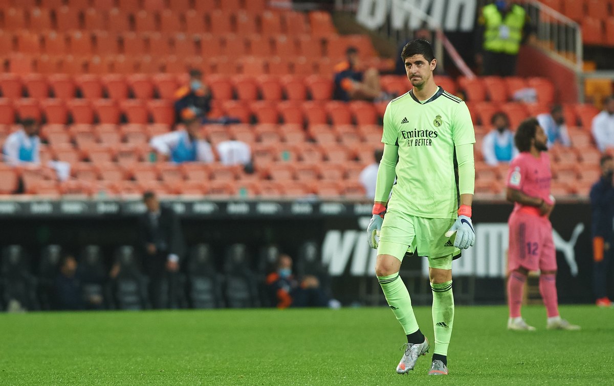Thibaut Courtois Masih Alergi dengan Tendangan Penalti