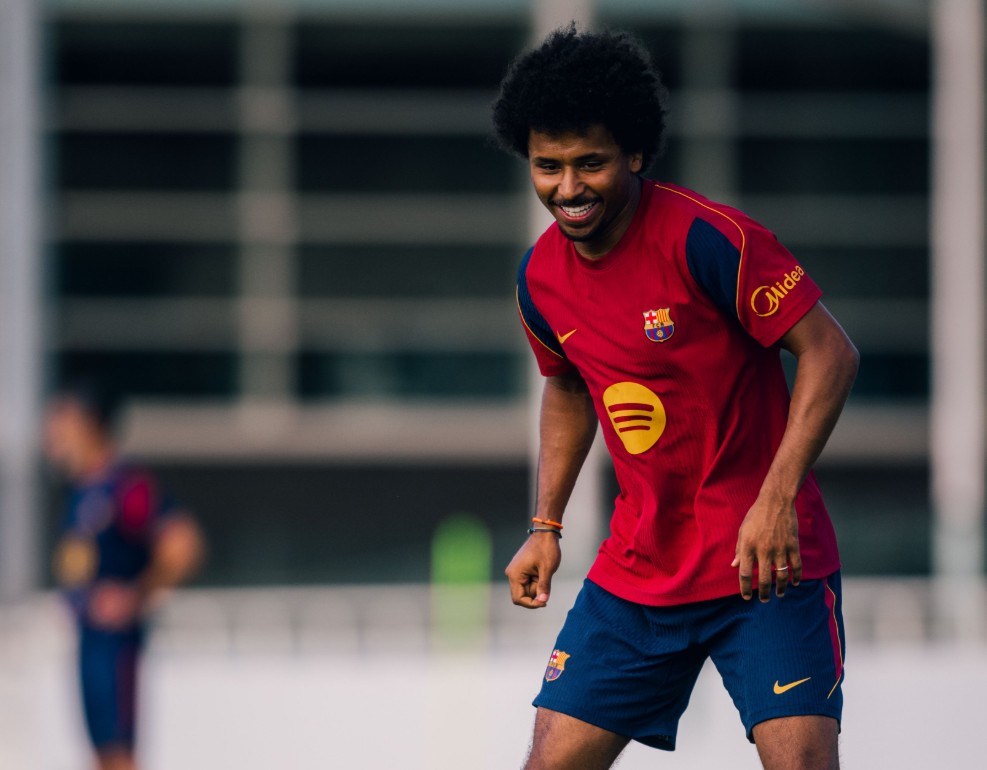 Karim Adeyemi Tak Gentar Bersaing dengan Lamine Yamal, Siap Rebut Posisi Utama di Barcelona