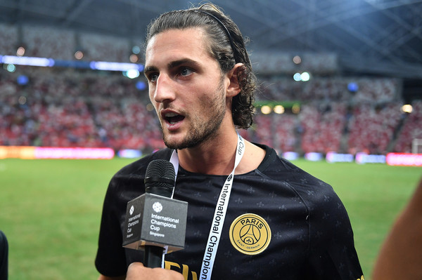 PSG Tuding Barcelona Amatiran pada Transfer Adrien Rabiot