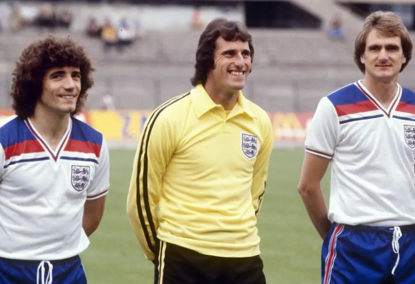 Ray Clemence, Sosok Pria Sejati, Sahabat Peter Shilton yang Dicintai Banyak Orang