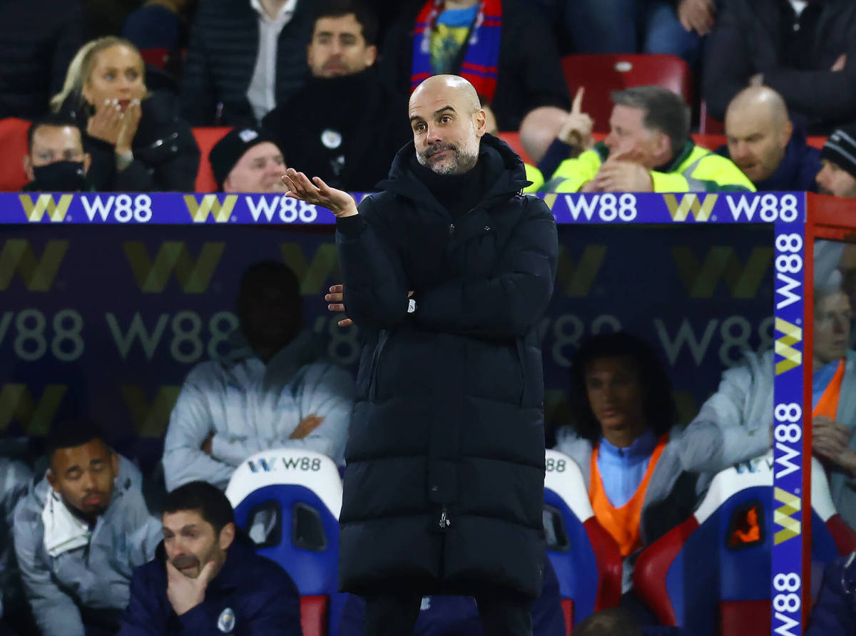 Man City Terpeleset, Guardiola Salahkan Lapangan