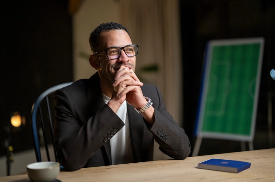 3 Pekerjaan Penting yang Dihadapi Liam Rosenior di Chelsea