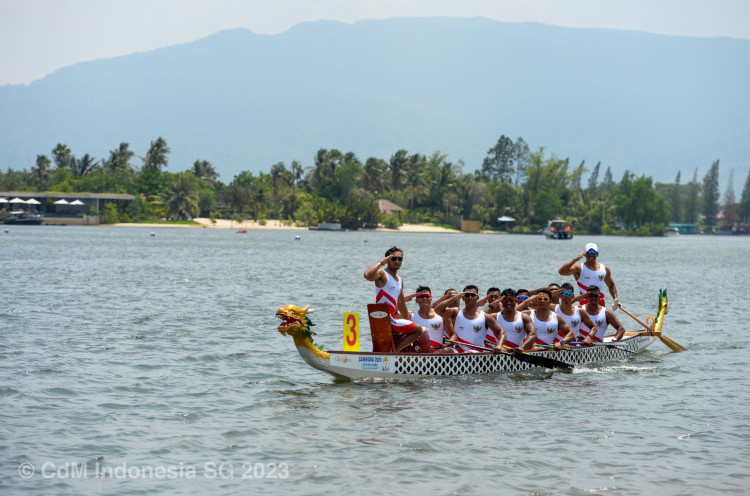 Traditional Boat Race Indonesia Kembali Rebut Medali Emas