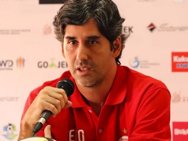 Pelatih Persija Jakarta Beri Pandangan dan Kenang Saat di Persebaya Surabaya