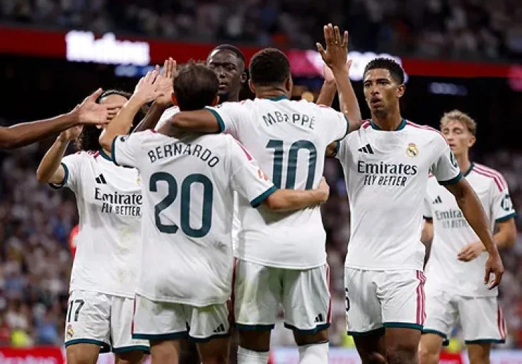 Jadwal Pertandingan Bola Malam Ini: Real Madrid dan Liverpool Kembali Berjuang