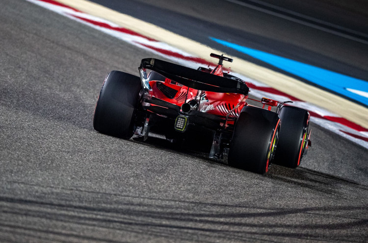 Sainz Bantah Ferrari dalam Kondisi Terpuruk
