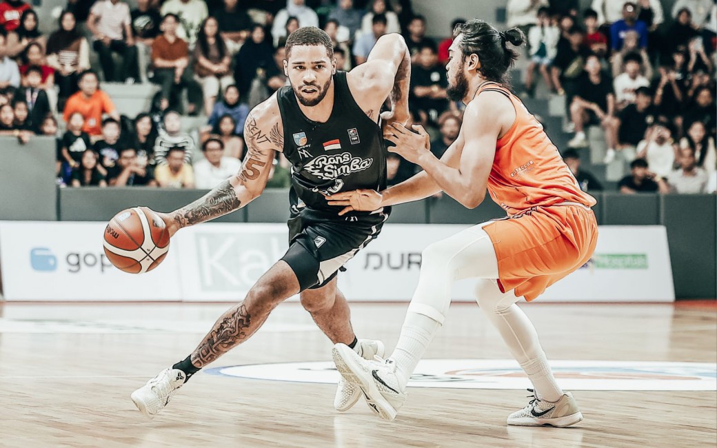 Hasil IBL 2025 Pekan Ke-14: Pelita Jaya Jakarta Permalukan RANS Simba Bogor