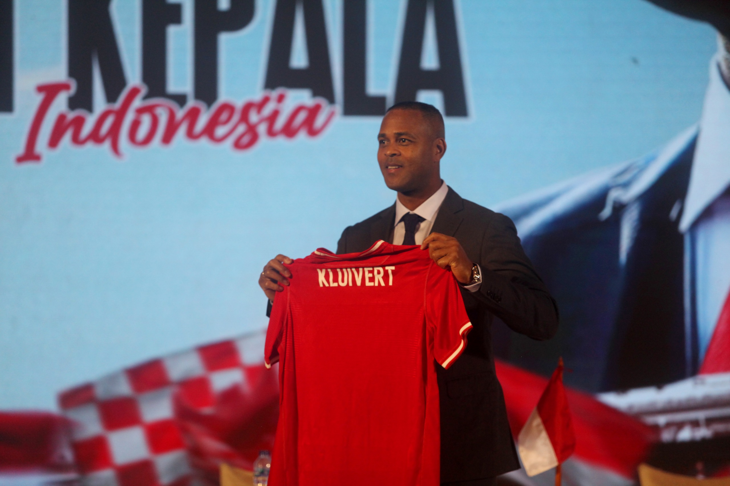 Patrick Kluivert Akan Pantau Pemain Liga 1, Laga Dewa United FC Vs Persija Jakarta Disambangi Pertama