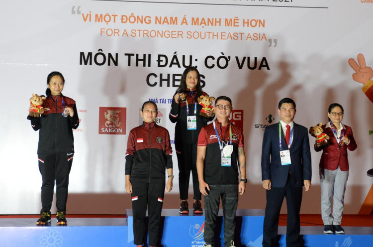 SEA Games 2021: Dewi Citra Persembahkan Medali Emas Pertama Indonesia dari Catur