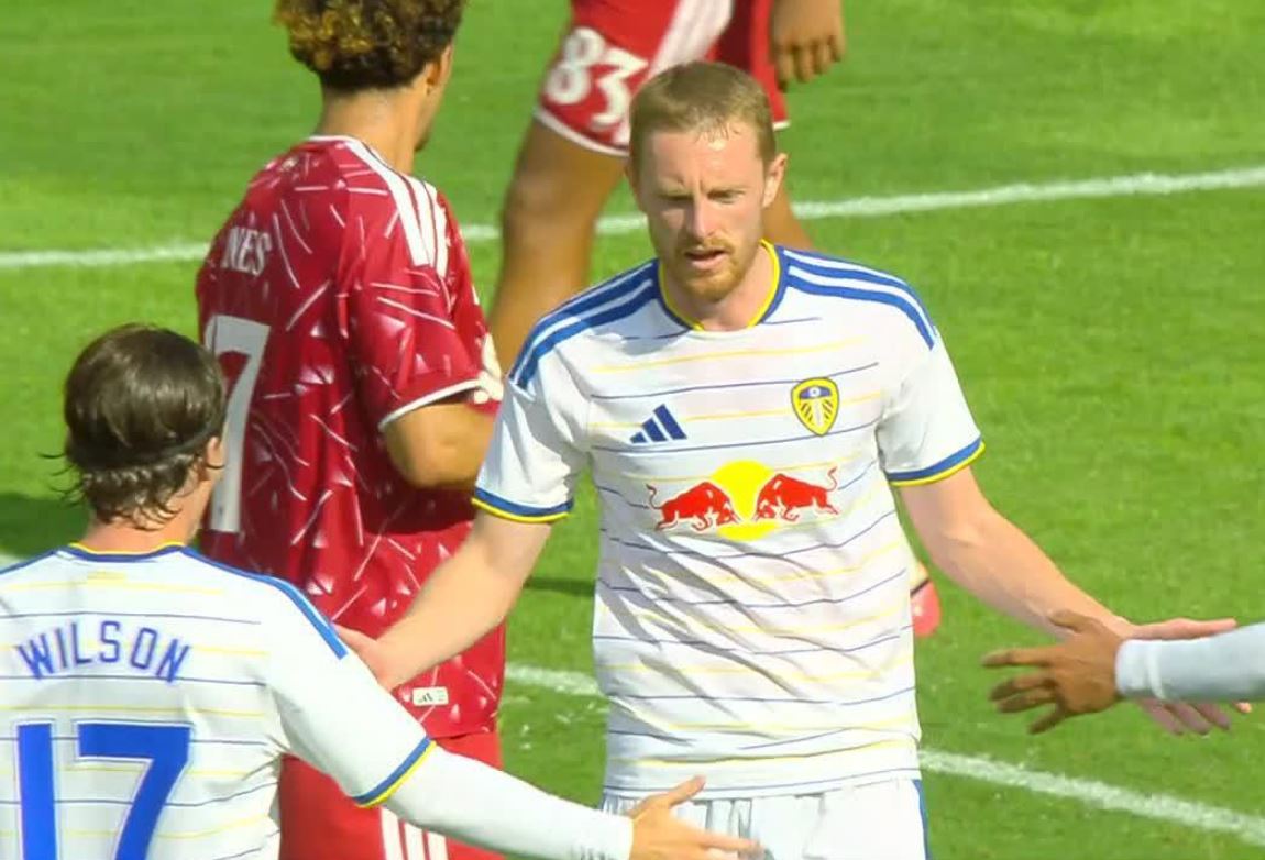 Hasil Laga Uji Coba: Liverpool Kena Bantai 2-4 Leeds United di Soldier Field