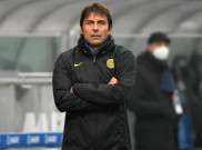 Ejekan Presiden Juventus yang Berujung Acungan Jari Tengah dari Conte