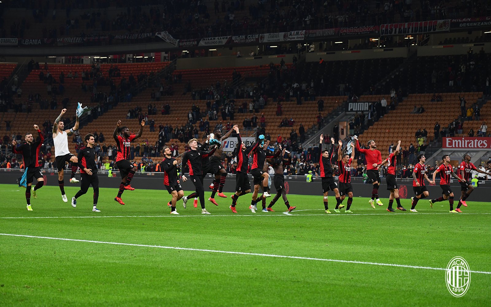 Arrigo Sacchi Salut dengan Tempo Main Milan di Derby della Madoninna