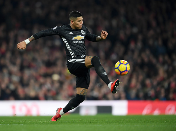 Setelah Young, Manchester United Terancam Kembali Kehilangan Bek