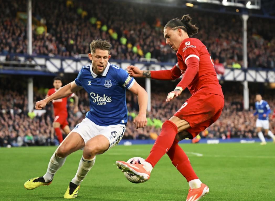 Frustrasi Sering Buang Peluang, Legenda Liverpool Kritik Darwin Nunez