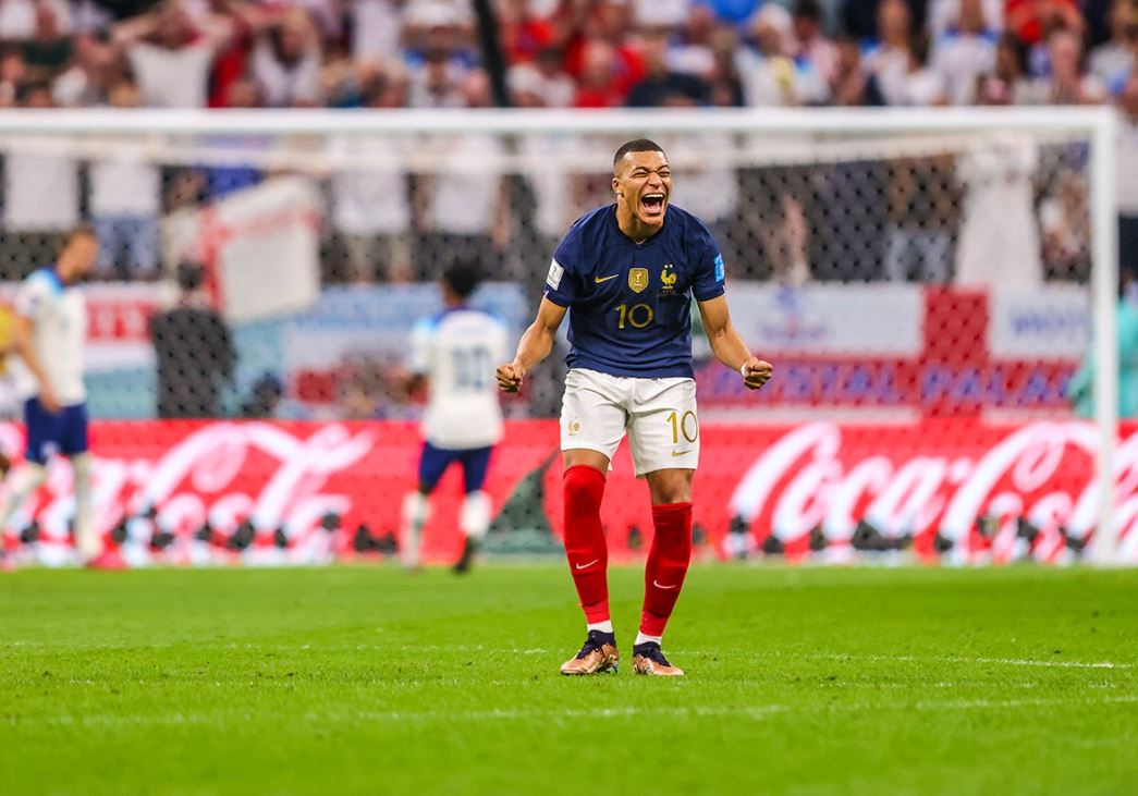 Komentar Masa Lalu Kylian Mbappe Direspons Tegas oleh Emiliano Martinez