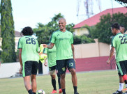 Hadapi Bali United, Persebaya Benahi Koordinasi Bola Atas