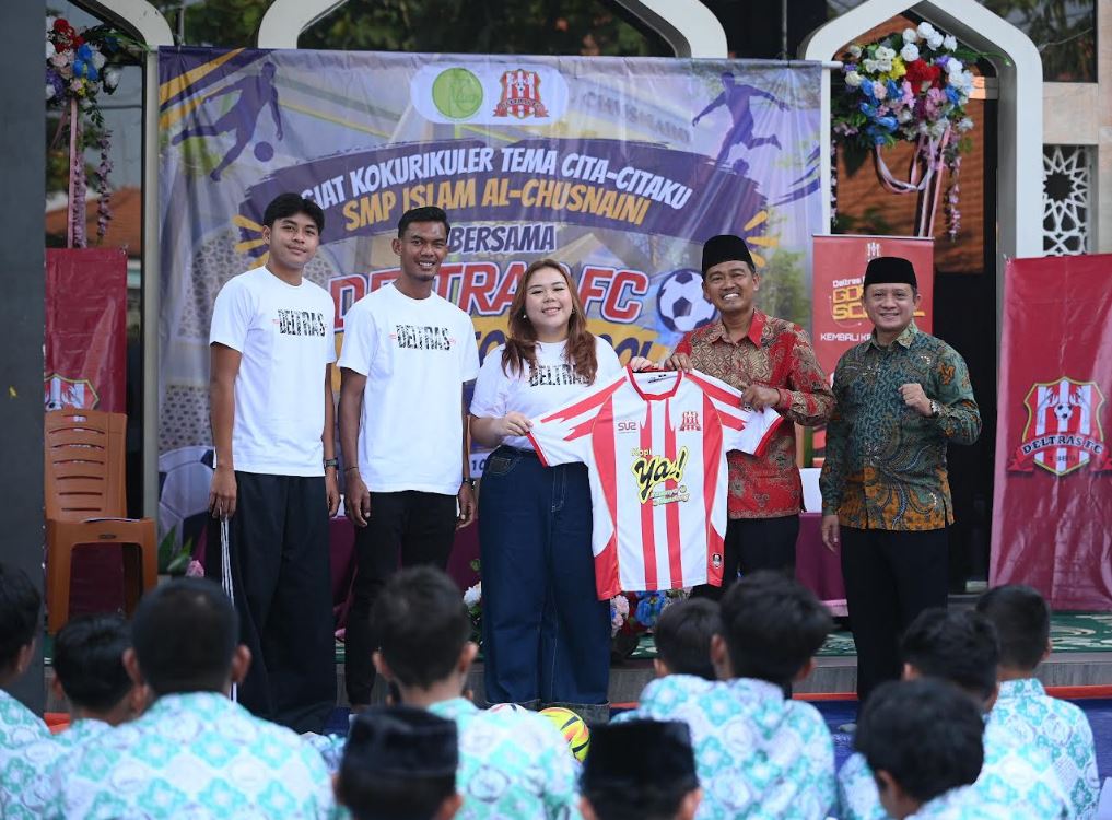 Melalui Program Goes to School, Deltras FC Buka Jalan Pembinaan Talenta Muda Sidoarjo