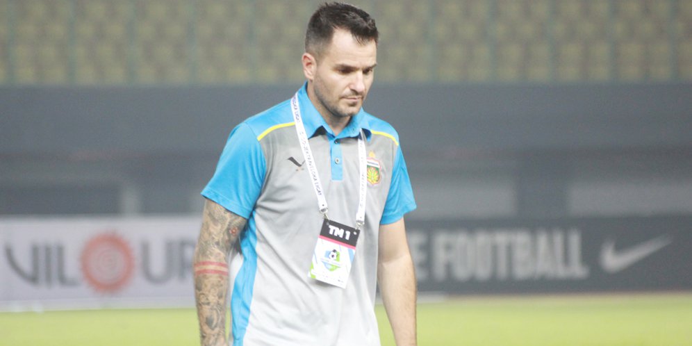 Simon McMenemy Jadi Pelatih Indonesia Selection Lawan Islandia