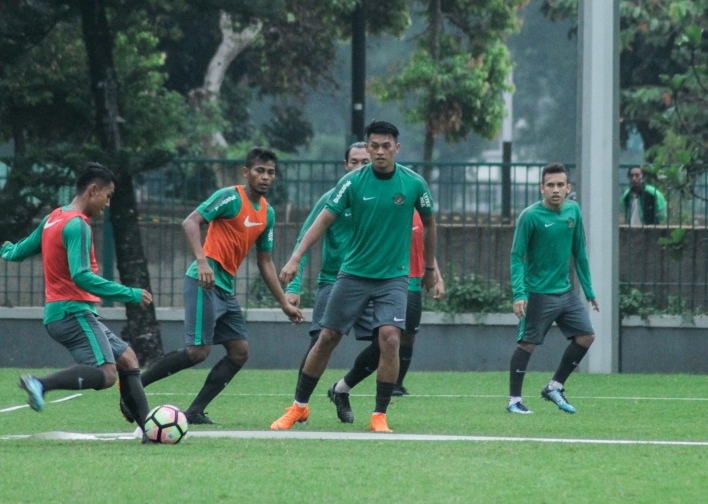 Luis Milla Tantang Tiga Pemain Senior Lewat PSSI Anniversary Cup