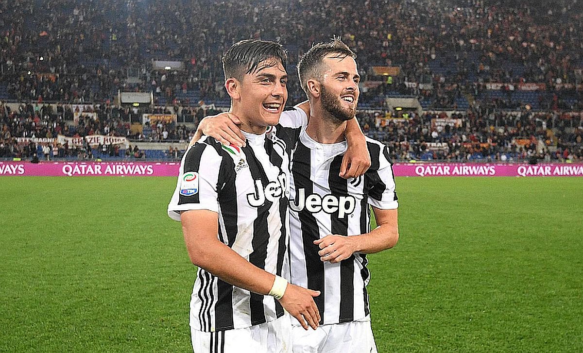 Bagi Miralem Pjanic, Dybala Lebih Baik ketimbang Ronaldo-Messi