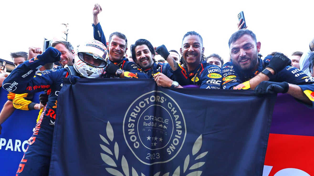 Verstappen Puji Kinerja Kru Red Bull