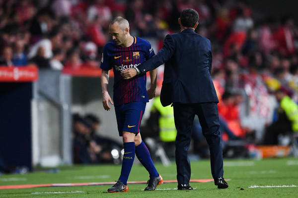 Jelang Pengumuman Hengkang, Andres Iniesta Disanjung Presiden Barcelona