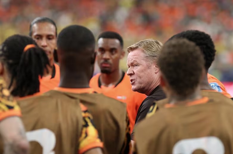 Lini Belakang Belanda Jadi Sorotan, Ronald Koeman: Kebobolan adalah Bagian dari Sepak Bola