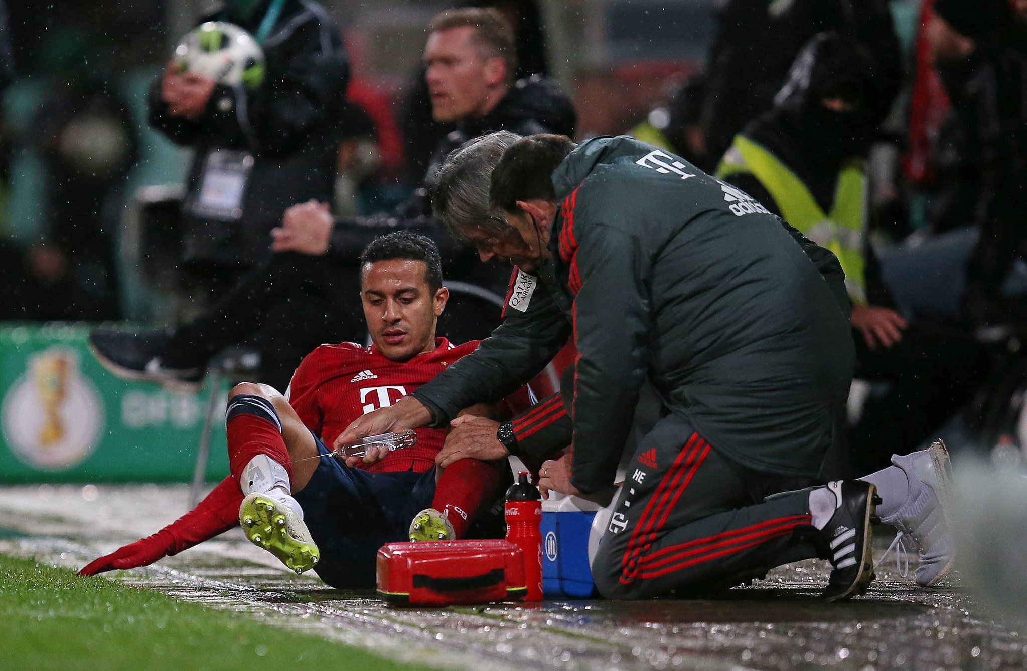 Thiago Alcantara Jadi Tumbal Kemenangan Bayern di Putaran Dua DFB-Pokal