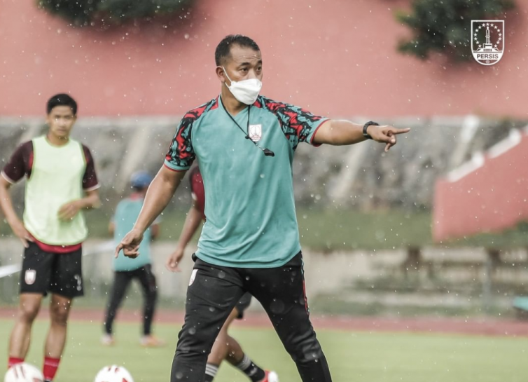 Posisi Eko Purdjianto Kembali Panas Pasca Absen Jumpa Pers Persis Solo