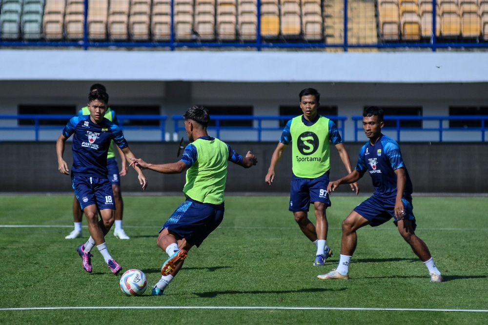 Persib Sudah Kebobolan 10 Gol, Pemain Diingatkan untuk Memenangkan 'Pertempuran'