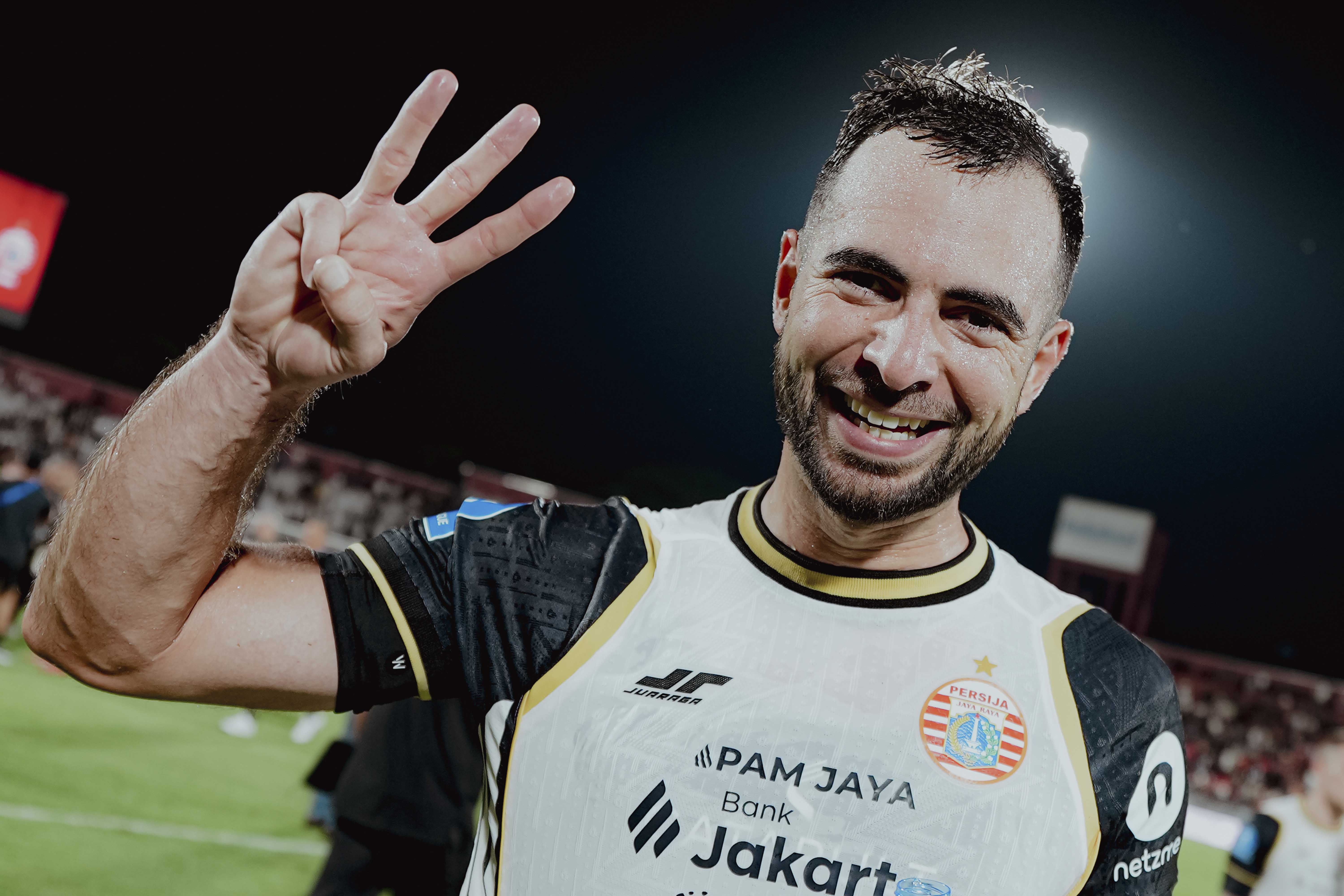 Bersinar di Posisi Baru, Jordi Amat Jadi Pemain Terbaik Persija