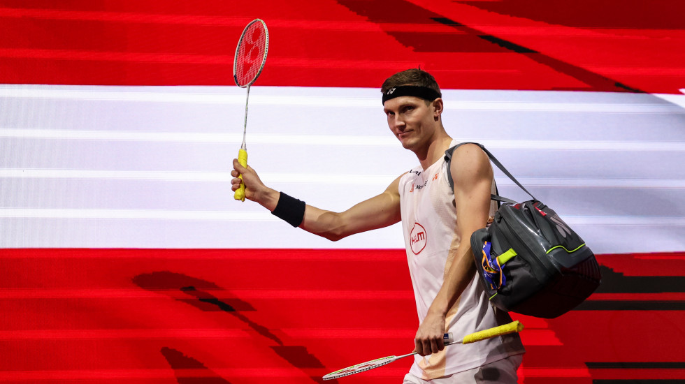 Viktor Axelsen Resmi Pensiun, Jojo dan Ginting Beri Penghormatan