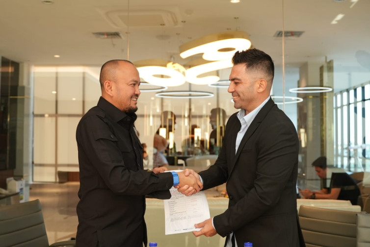 Kalah Tiga Laga Beruntun, Javier Roca Harus Keluar dari Arema FC