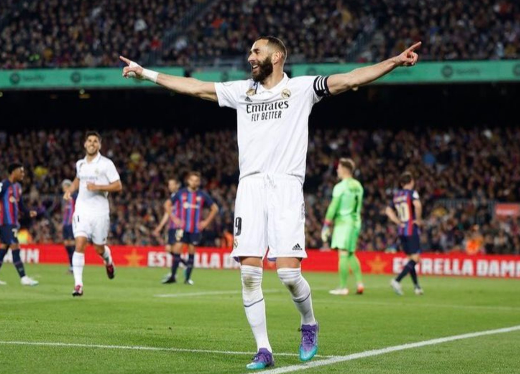 Hat-trick di El Clasico, Karim Benzema Masuk Buku Sejarah
