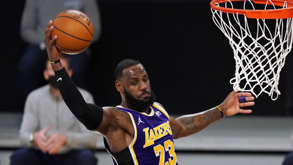 Pecahkan Rekor, Kartu Basket Langka LeBron James Laku Rp75 Miliar