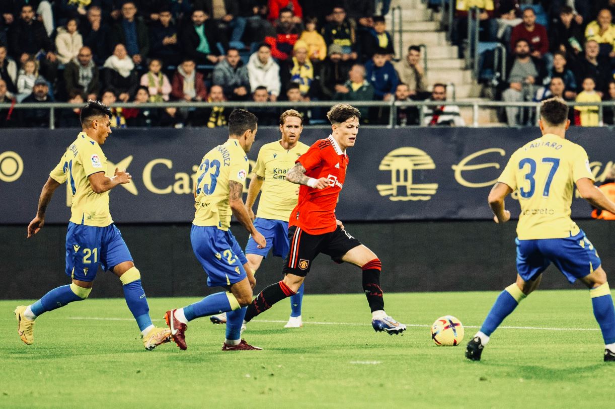 Kalah dari Cadiz, Erik ten Hag Dibuat Kesal dengan Permainan Manchester United