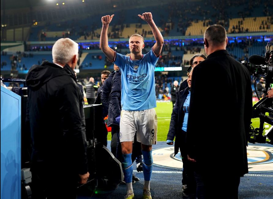 Pecahkan Rekor Gol Premier League di Musim Debut, Erling Haaland Dapat Guard of Honour