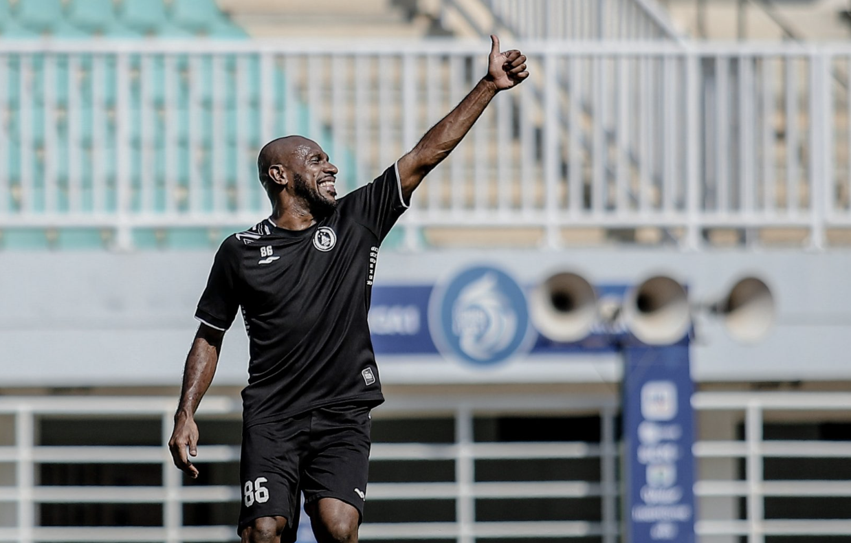 Berterima Kasih kepada PSS Sleman, Boaz Solossa Siap Bantu Persipura Berjaya