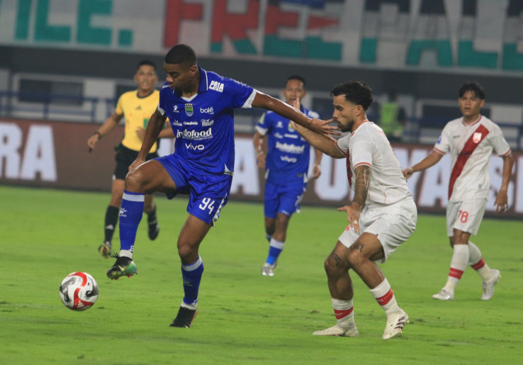 Persib Bandung Tumbangkan Persis Solo 2-0, Bojan Hodak Tetap Murka kepada Wasit