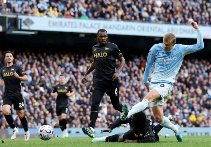 Hasil Premier League: Momentum Manchester City Berlanjut, Liverpool Menang Lawan 9 Pemain Brentford