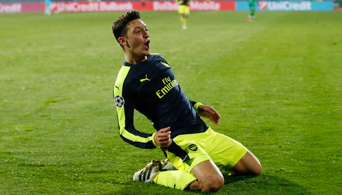 Ozil Tolak Kontrak Anyar dari Arsenal