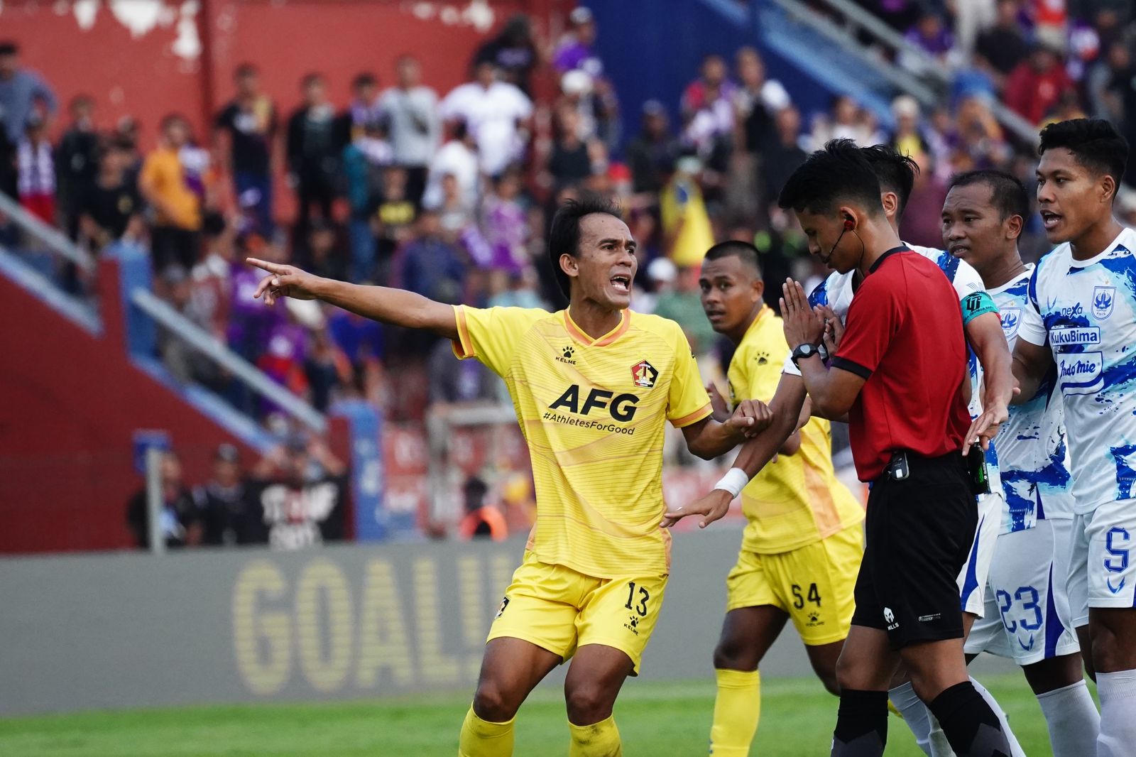 Pelatih Persik Kediri Usul Water Break di Laga Liga 1 pada Sore Hari