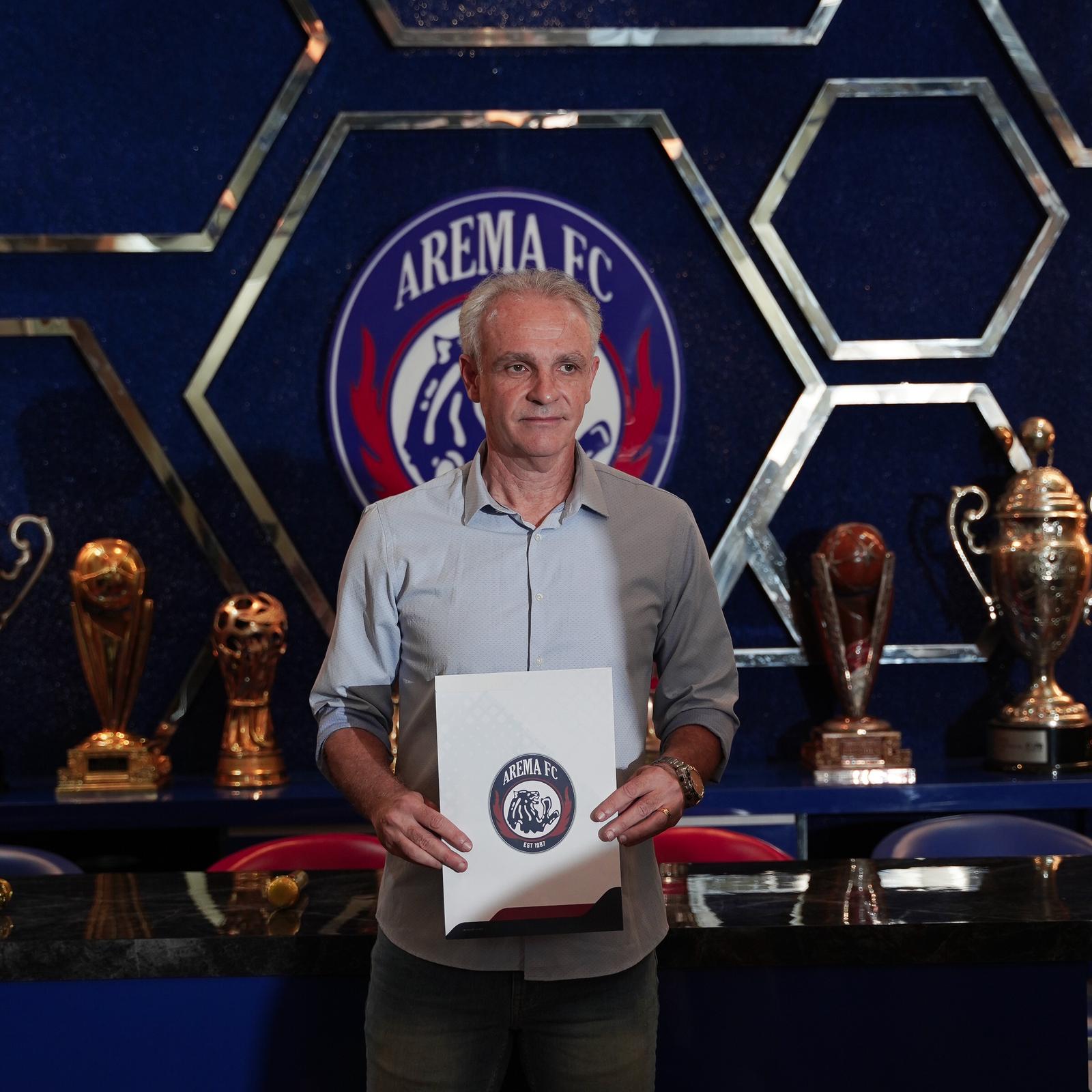 Daratkan Pelatih asal Brasil, Impian Arema FC Terwujud