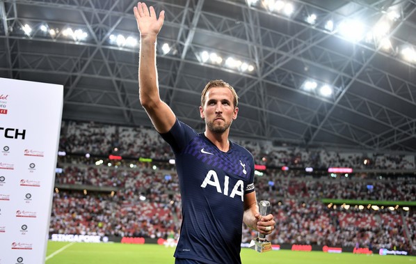 Lini Depan Tumpul, Manchester United Disarankan Rekrut Harry Kane